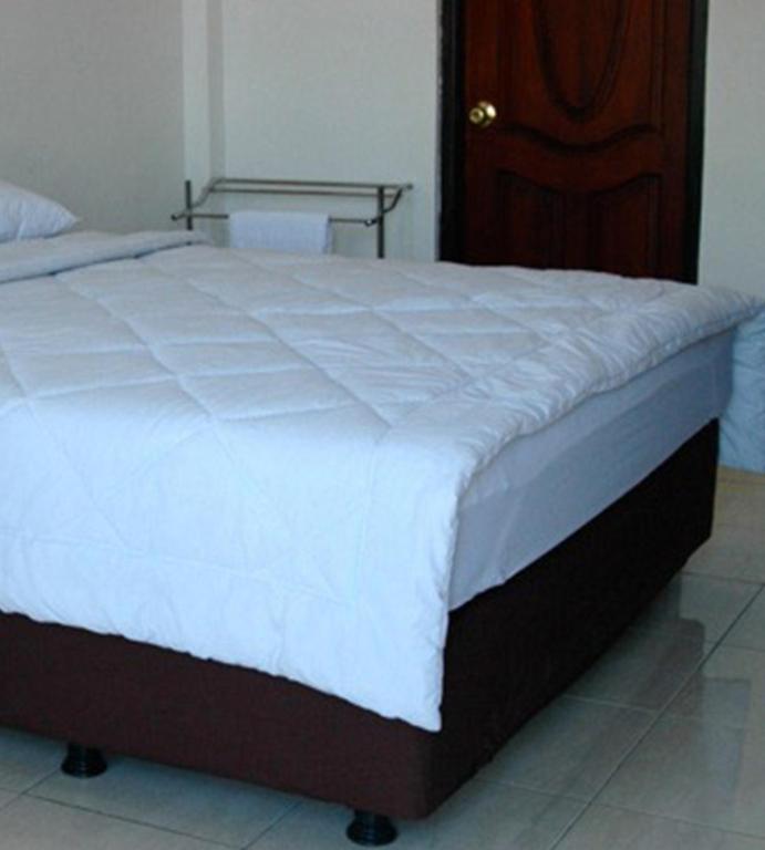 Waingapu Hotel Sinar Tambolaka חדר תמונה