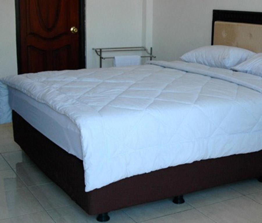 Waingapu Hotel Sinar Tambolaka חדר תמונה
